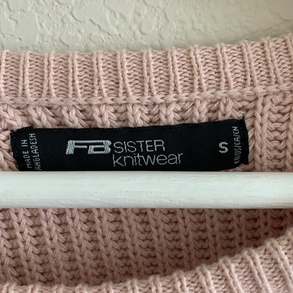 Light Pink Knitted Sweater - Picture 3 of 3